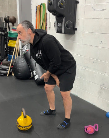 Why Weight Transfer Is the Hidden Key to a Powerful One-Arm Kettlebell Swing