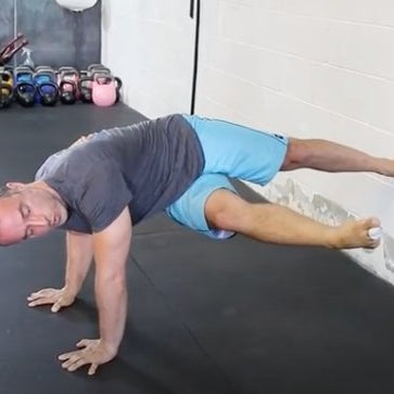 Fitness Challenge-Pistol Planks - Agatsu Fitness