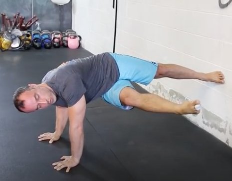 Fitness Challenge-Pistol Planks - Agatsu Fitness